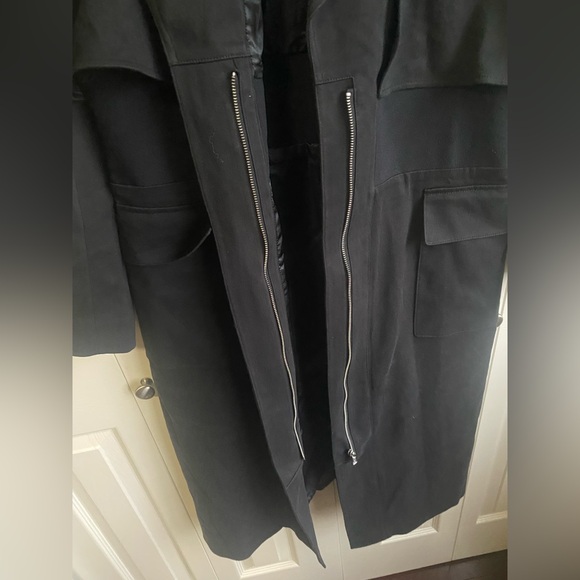 New Alo Yoga Formation Trench Coat Black - Picture 8 of 15